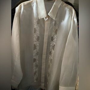 Elegant Cream Men's Shirt with Embroidered Detailing